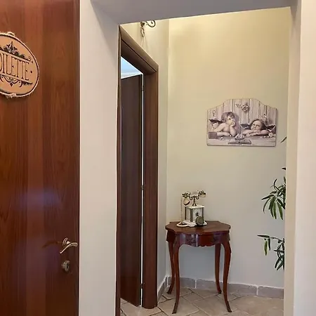 Brunello Con Veranda E Piscina Condivisa Apartment