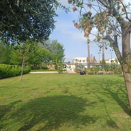 Brunello Con Veranda E Piscina Condivisa Apartment *